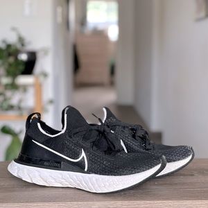 Nike Black and White Women's Running Shoes